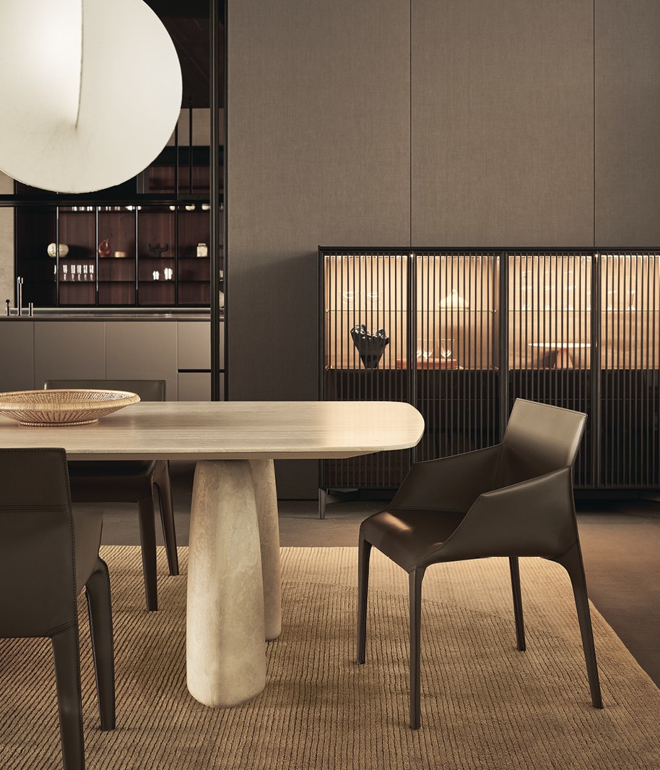Poliform_chair_SEATTLE_926x1080px_03 Poliform_chair_SEATTLE_926x1080px_03